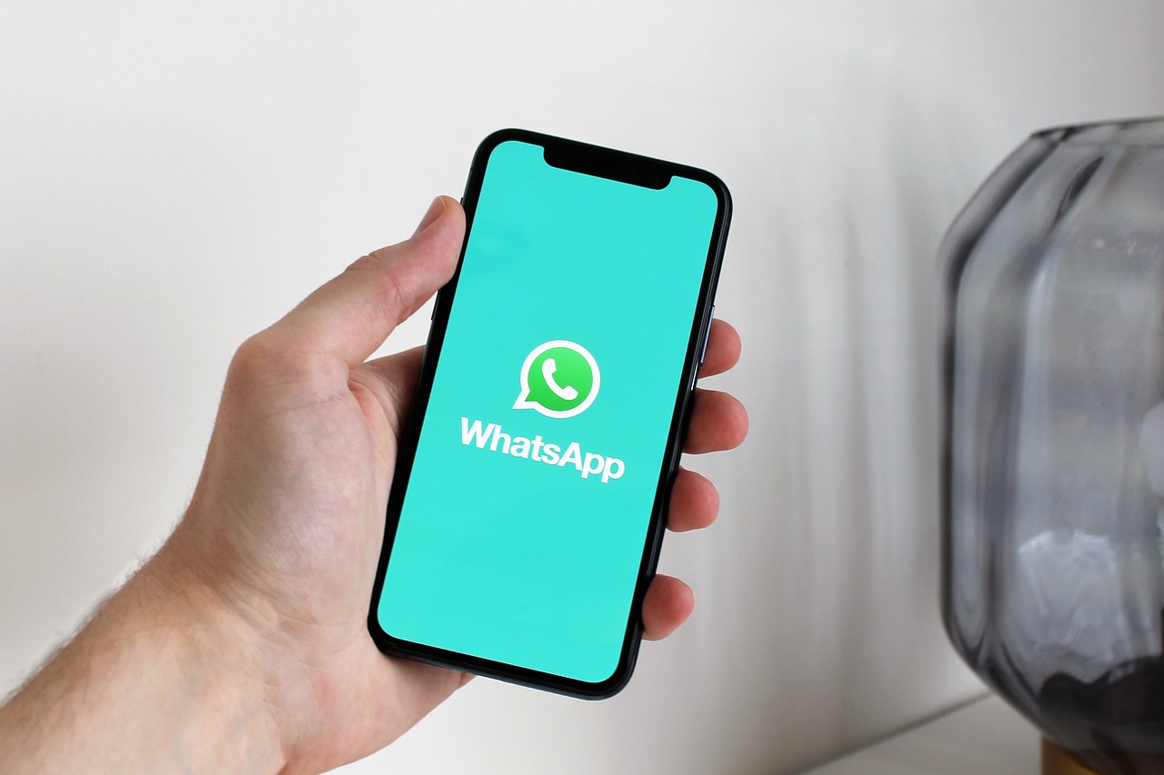 Historia de WhatsApp: Desde el Origen hasta Hoy