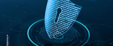 Escudo digital representando la protección mediante apps de doble autenticación (2FA), ideal para mejorar la seguridad de tu Gmail y otras cuentas personales